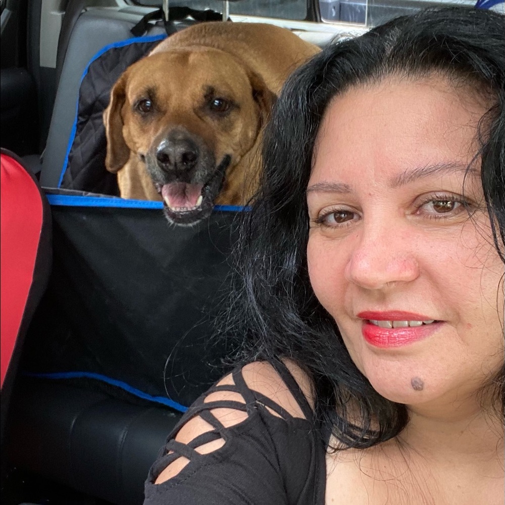 Meet your Posher, Maribel